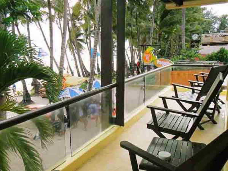 Boracay Sandcastles The bahay-panuluyan Balabag (Boracay)